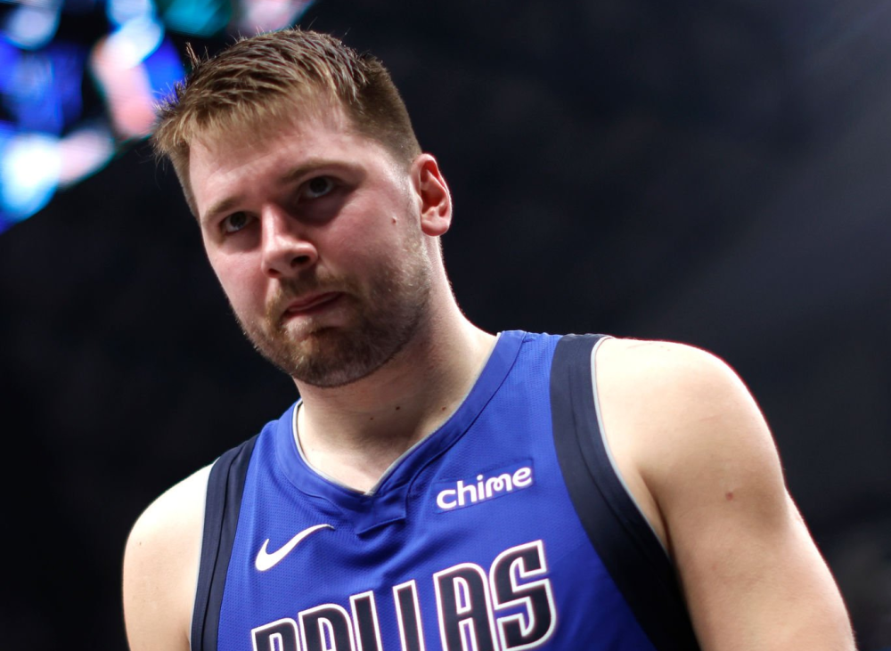 低开高走！王楚钦／梁靖崑2-1逆转杜达／邱党！助国乒8-4战胜德国！（先抑后扬！王楚钦／梁靖崑2-1逆转杜达／邱党，助国乒8-4力克德国）