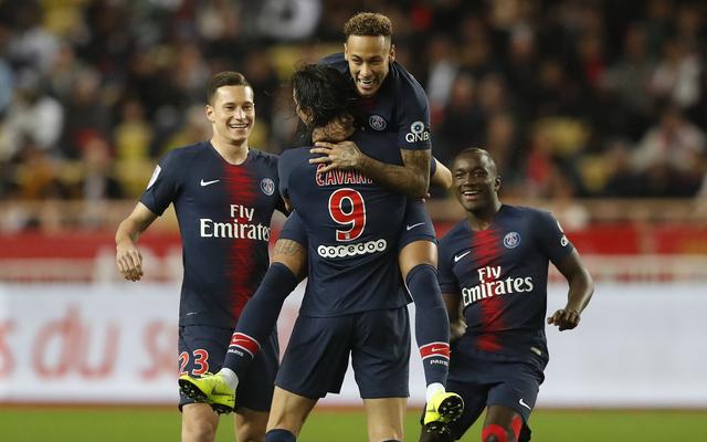 阿根廷美女老师用梅西表情包为学生评分：谁想让梅西伤心呢？